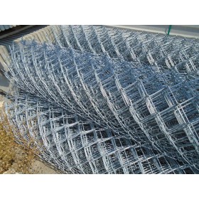 Plasă pătrată 150/4,00 ZN OBOR