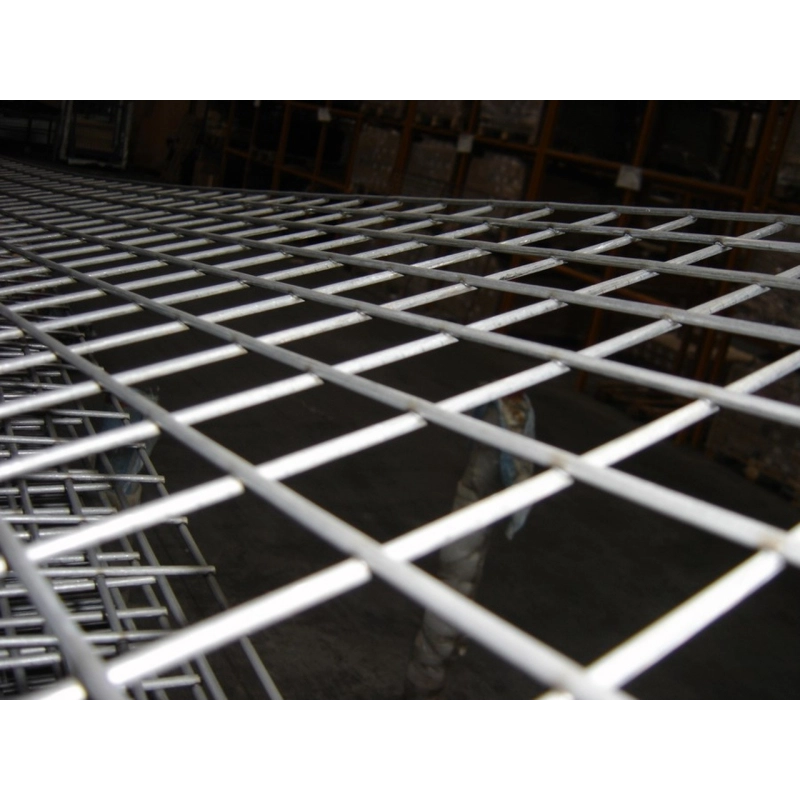 Covoraș neted sudurat / sârmă 4x4 mm / ochi 50x50 mm / dimensiune 1000x2000 mm / FE
